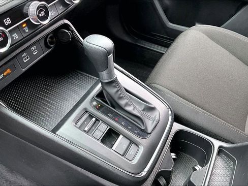 Used 2025 Honda CR-V EX image 15