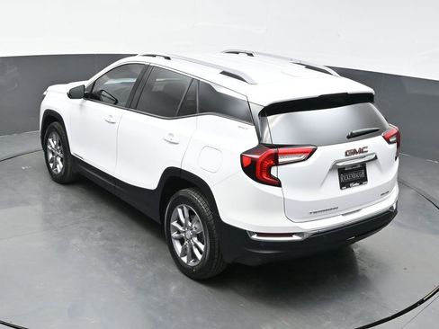 Used 2023 GMC Terrain SLT w/ Tech Package AWD/4WD image 35