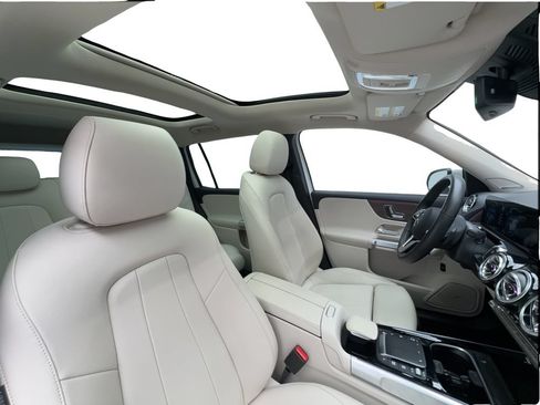 Used 2023 Mercedes-Benz EQB 350 4MATIC SUV w/ Pinnacle Package image 30