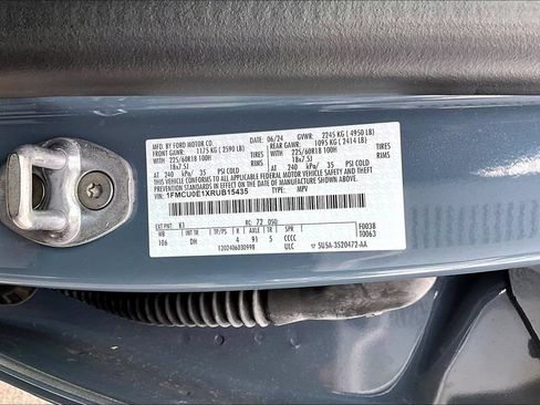 Used 2024 Ford Escape SE w/ PHEV Premium Package FWD image 36