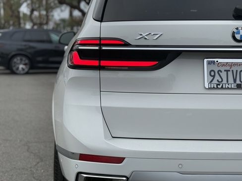 Used 2025 BMW X7 xDrive40i image 14