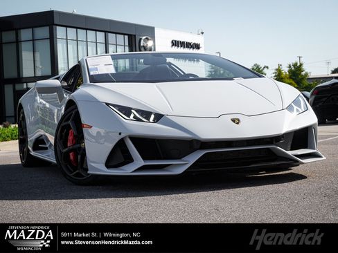 Used 2020 Lamborghini Huracan EVO AWD/4WD image 1