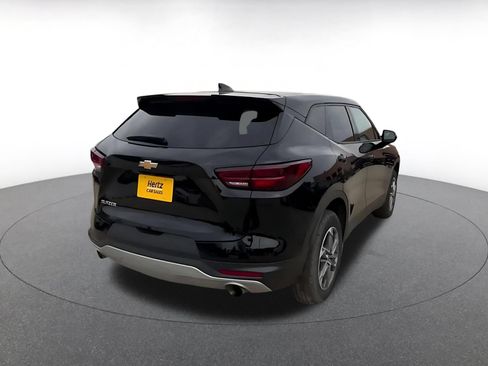 Used 2025 Chevrolet Blazer LT FWD image 14