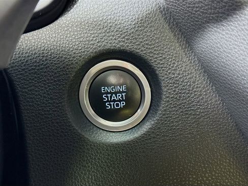 Used 2024 Toyota Corolla SE image 27