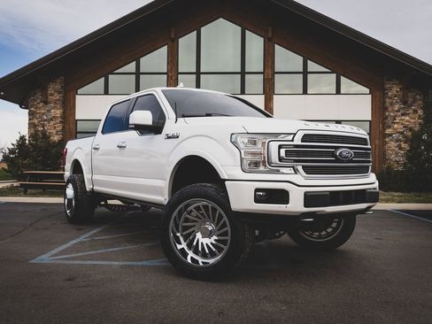 Used 2019 Ford F150 Limited w/ Trailer Tow Package image 28