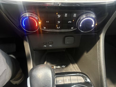 Used 2024 Buick Encore GX Sport Touring w/ Experience Buick Package image 15