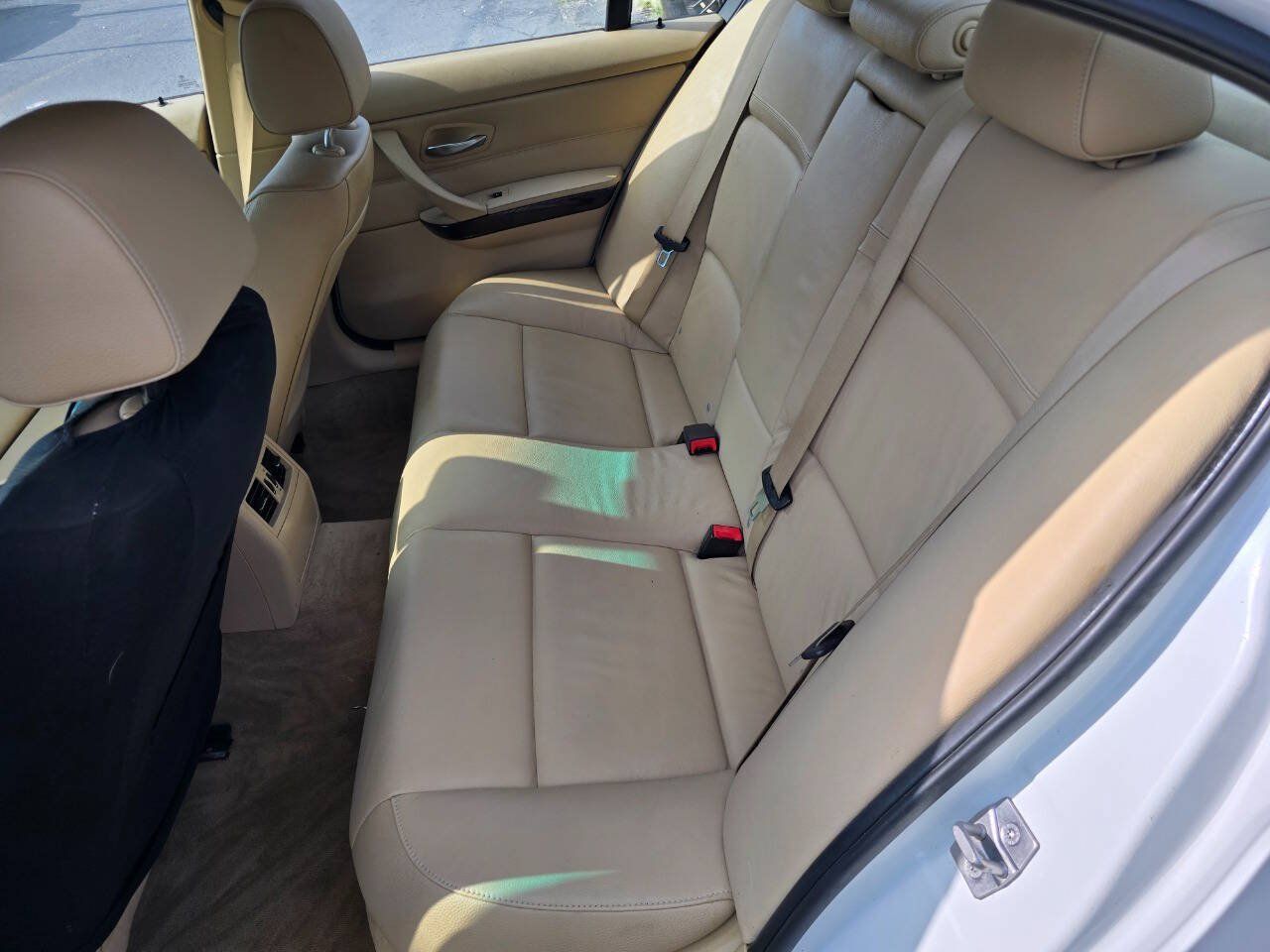 Used 2011 BMW 328i Sedan RWD image 21