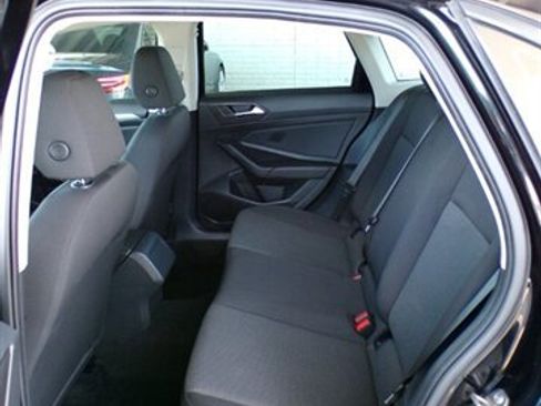 Used 2019 Volkswagen Jetta S image 19