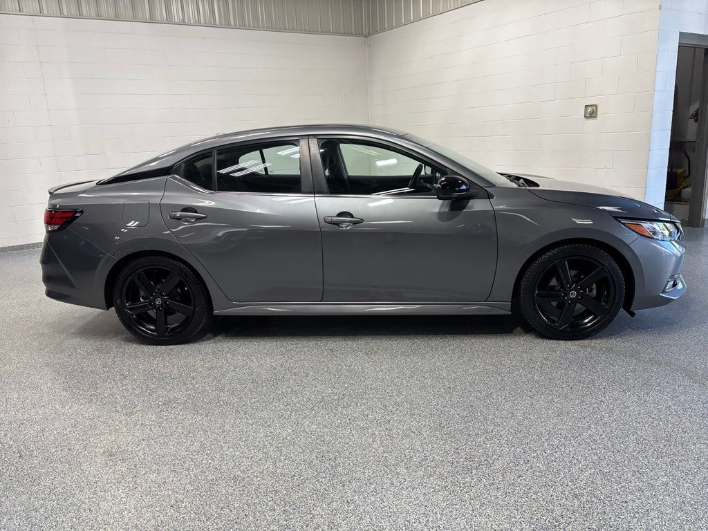 Used 2021 Nissan Sentra SR FWD image 8