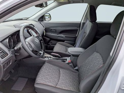New 2026 Mitsubishi Outlander Sport LE AWD/4WD image 18