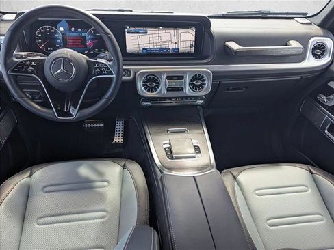 Used 2025 Mercedes-Benz G 550 image 15
