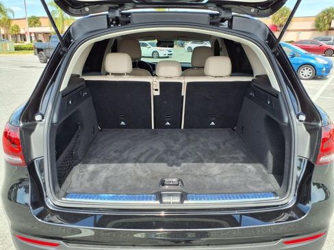 Used 2022 Mercedes-Benz GLC 300 image 19