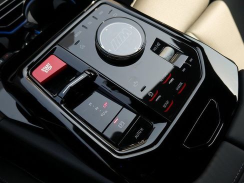 New 2026 BMW M5 Touring image 12