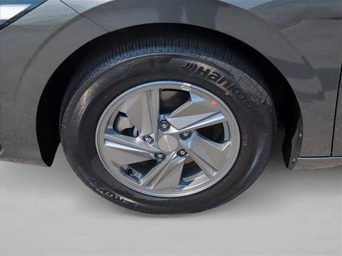 New 2026 Hyundai Elantra SE image 10