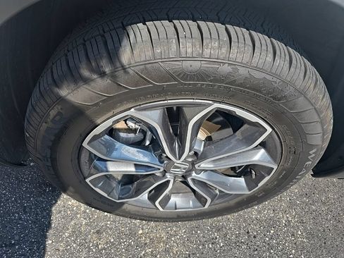 Used 2022 Honda CR-V EX image 3