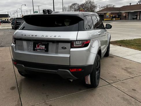 Used 2018 Land Rover Range Rover Evoque image 5
