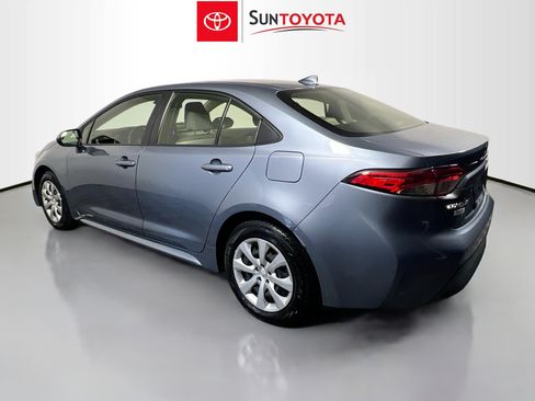 Used 2026 Toyota Corolla LE FWD image 6