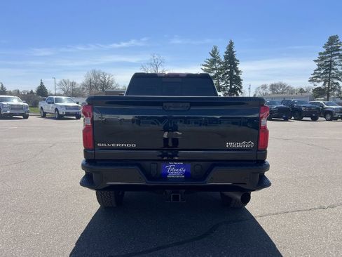 Certified 2024 Chevrolet Silverado 3500 High Country w/ High Country Premium Package AWD/4WD image 9