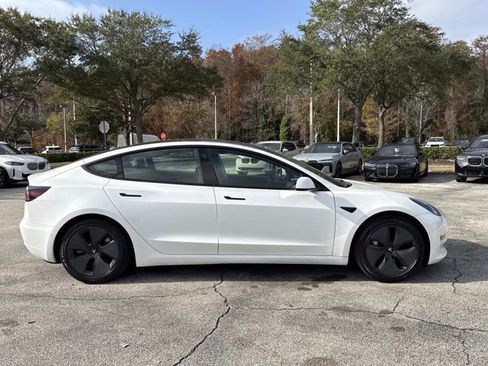 Used 2021 Tesla Model 3 Standard Range Plus image 2
