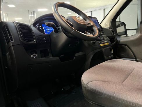 Used 2024 RAM ProMaster 3500 image 22