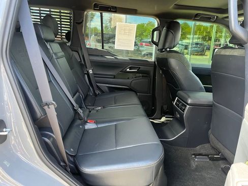 Used 2024 Lexus GX 550 AWD/4WD image 20