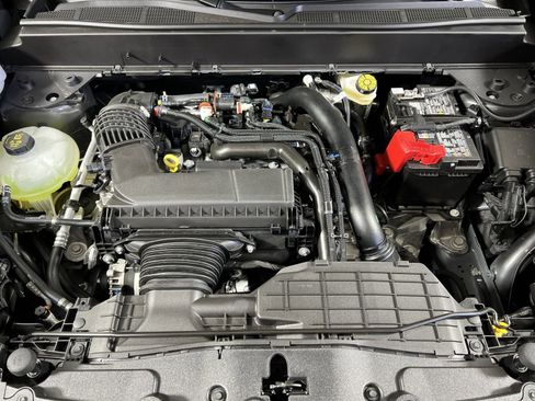 New 2026 Ford Maverick XLT image 25