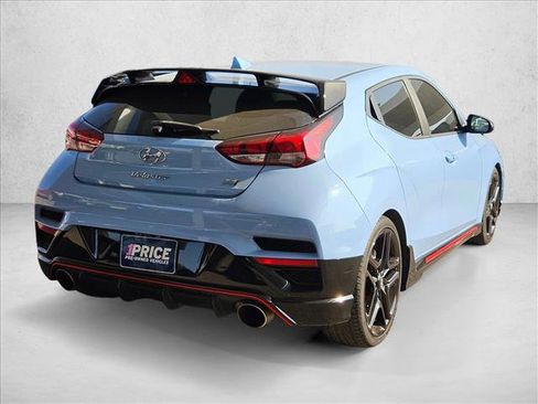 Used 2020 Hyundai Veloster N w/ Performance Package image 5