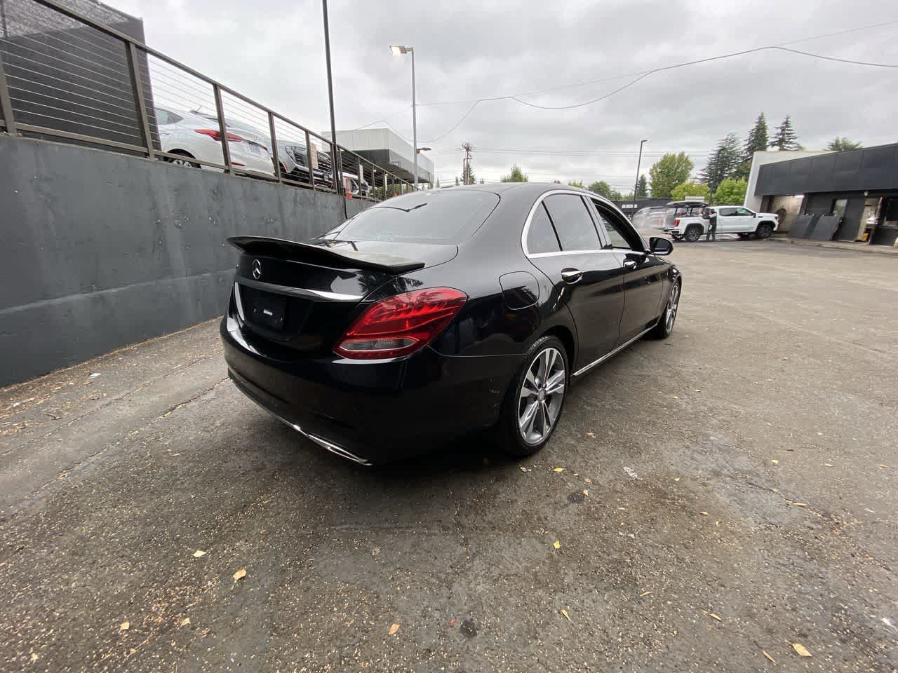 Used 2017 Mercedes-Benz C 300 Sedan image 6