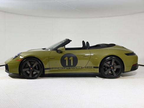 Used 2026 Porsche 911 GTS RWD image 2