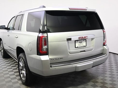 Used 2016 GMC Yukon Denali w/ Open Road Package AWD/4WD image 4