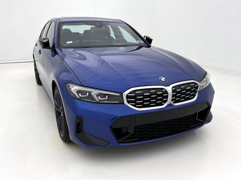 Used 2023 BMW M340i xDrive w/ Premium Package AWD/4WD image 3