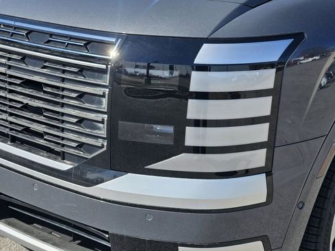 New 2026 Hyundai Palisade Calligraphy FWD image 9