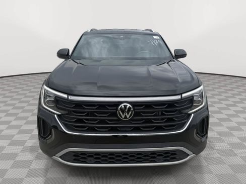 Used 2024 Volkswagen Atlas Cross Sport SE AWD/4WD image 9