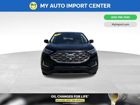 Used 2024 Ford Edge Titanium w/ Equipment Group 301A AWD/4WD image 2