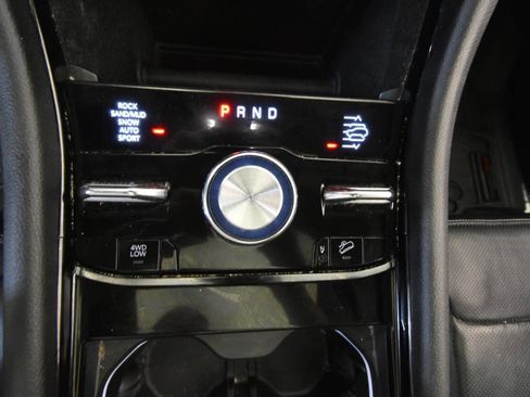 Used 2022 Jeep Grand Cherokee L Overland image 32