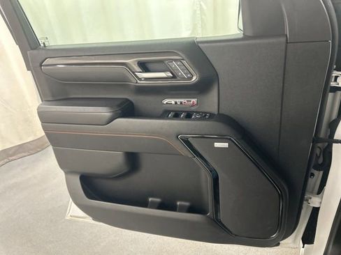 Used 2023 GMC Sierra 1500 AT4 image 24