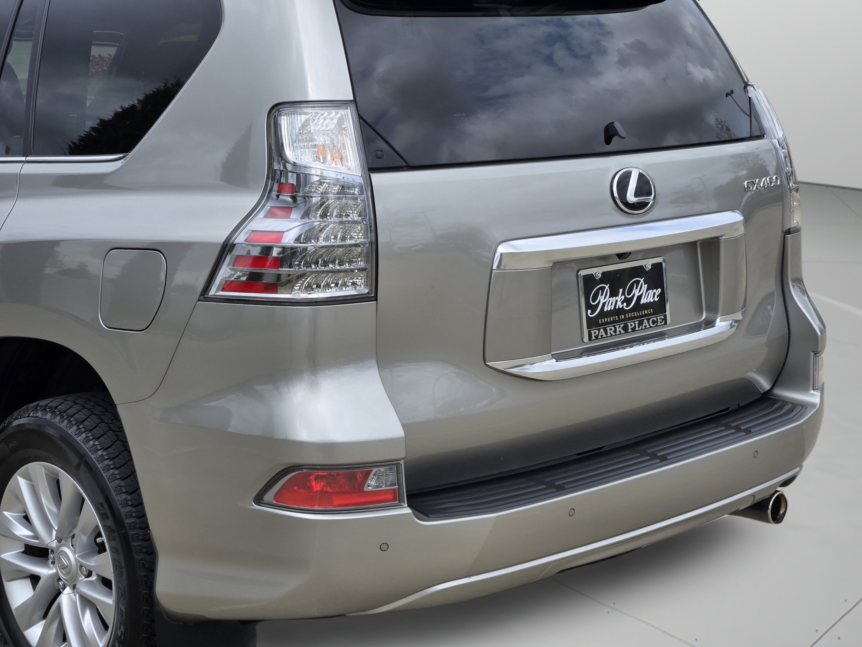 Certified 2023 Lexus GX 460 Premium w/ Premium Package AWD/4WD image 41