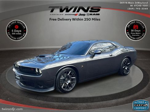 Used 2017 Dodge Challenger R/T Scat Pack image 9
