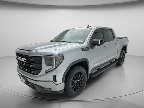 Used 2024 GMC Sierra 1500 Elevation w/ Elevation Premium Package AWD/4WD image 3