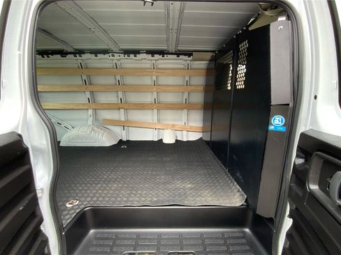 Used 2024 GMC Savana 2500 w/ Driver Convenience Package image 11