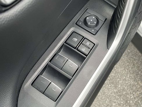 Used 2024 Toyota RAV4 Adventure image 6