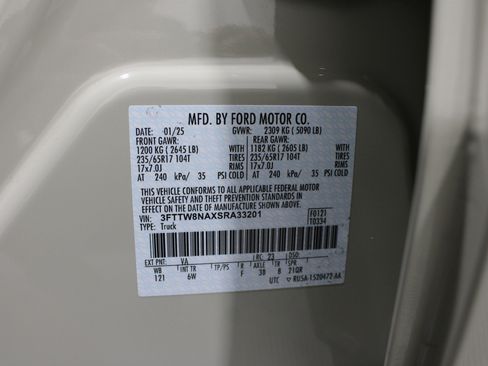 Used 2025 Ford Maverick Tremor AWD/4WD image 37