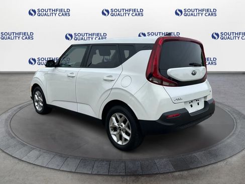 Used 2020 Kia Soul S image 4