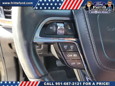 Used 2017 Lincoln Continental Select FWD image 6