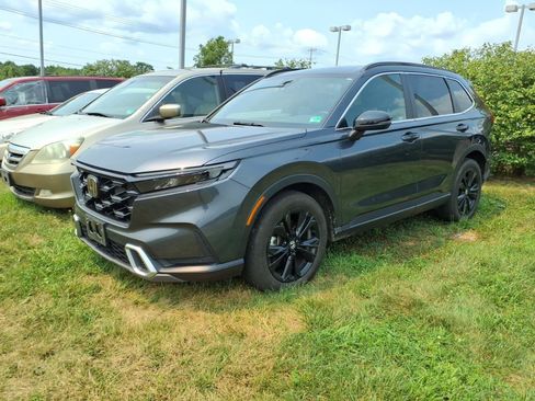 Used 2023 Honda CR-V Sport Touring image 3