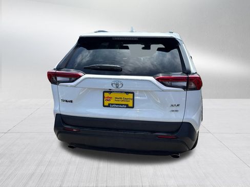 Used 2024 Toyota RAV4 XLE AWD/4WD image 7