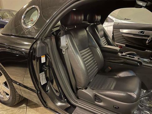 Used 2002 Ford Thunderbird image 12