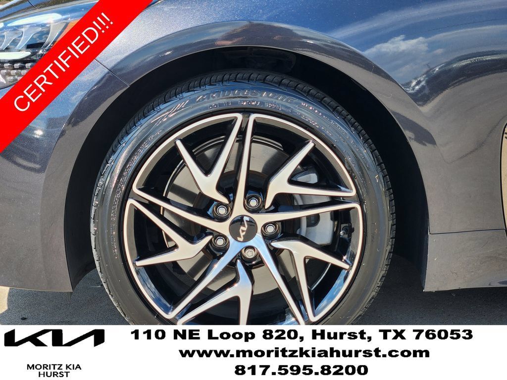 Certified 2023 Kia Stinger GT-Line RWD image 16