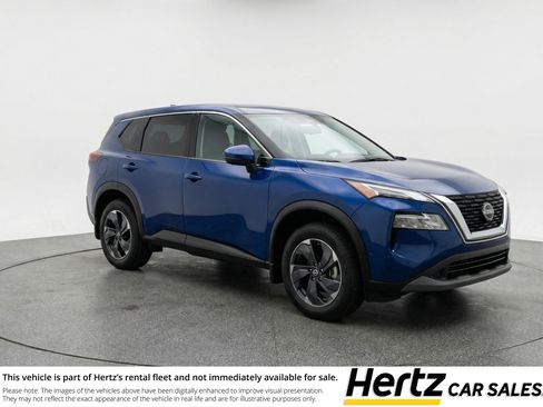 Used 2025 Nissan Rogue SV AWD/4WD image 1