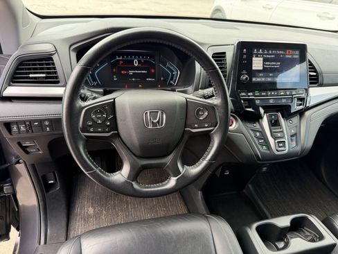 Used 2023 Honda Odyssey EX-L image 13